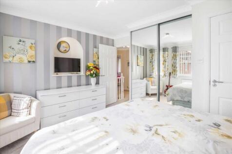 Bedroom Two (2)