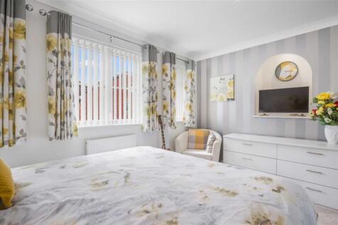 Bedroom Two (3)