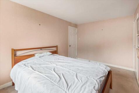 Bedroom One (2)