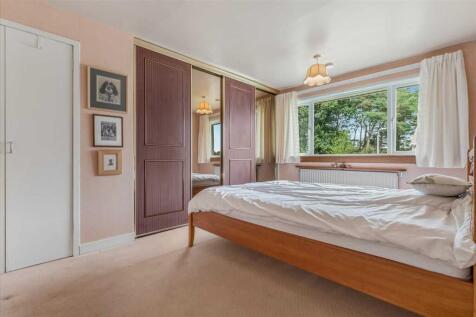 Bedroom One (3)