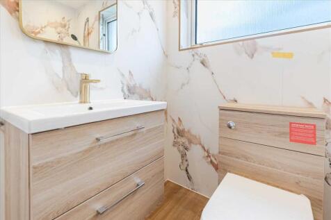 Bathroom (2)