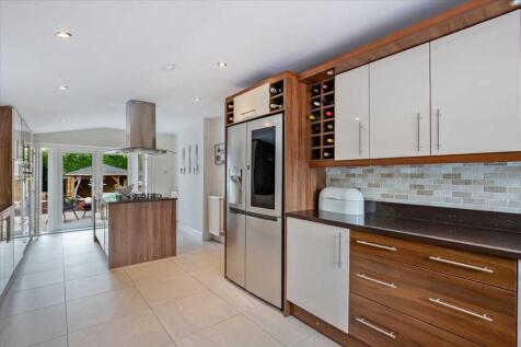 Kitchen (2)