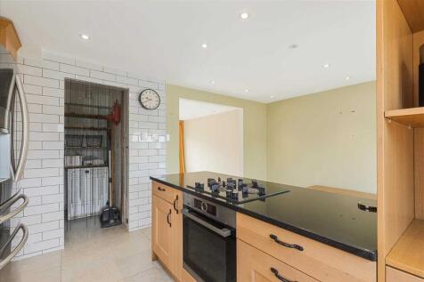 Kitchen Dining (2)