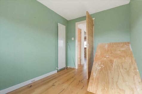 Bedroom Three (2)