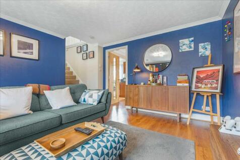 Living Area (2)