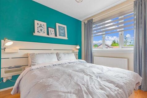 Bedroom Two (2)