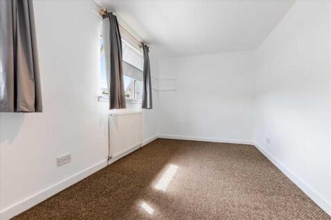 Bedroom One (2)