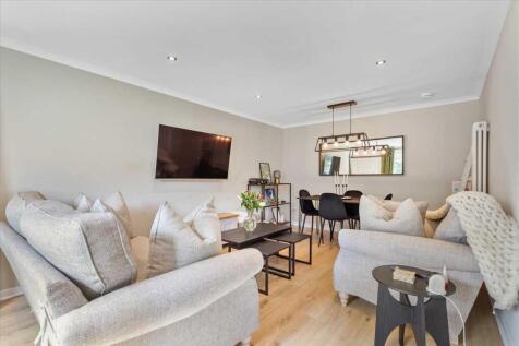 Lounge Dining (4)