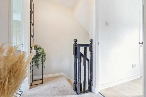 Upper Landing (2)