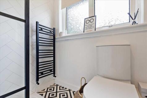 Shower Room (1)