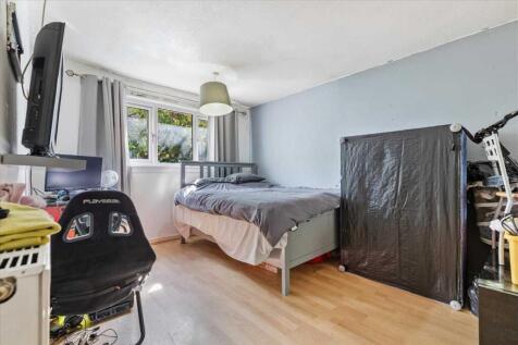 Bedroom One (1)