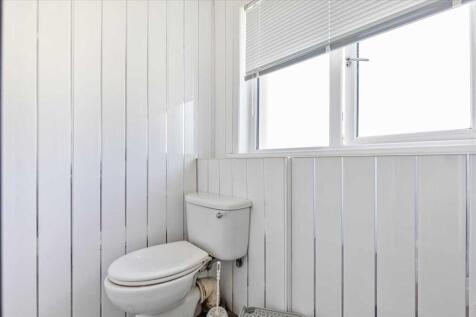 Shower Room (2)