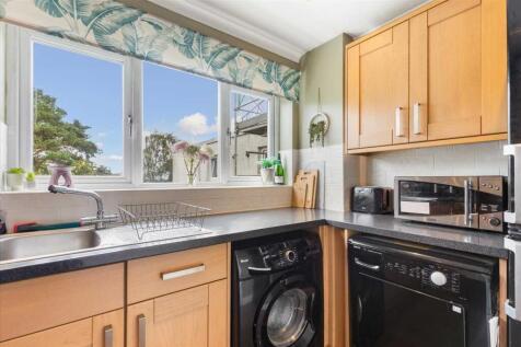 Kitchen (2)