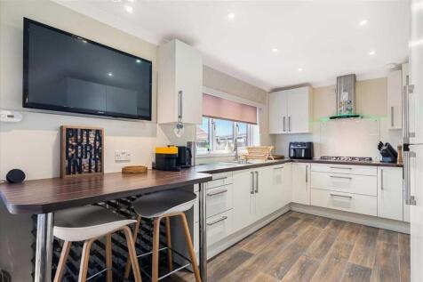 Kitchen Dining (1)