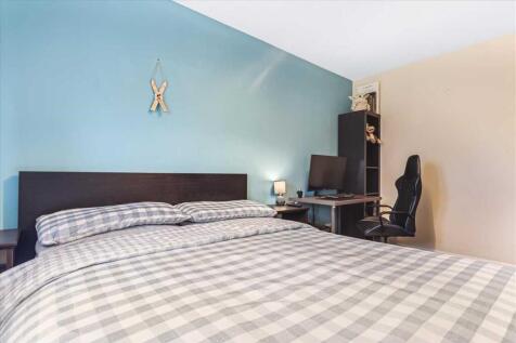Bedroom Two (2)