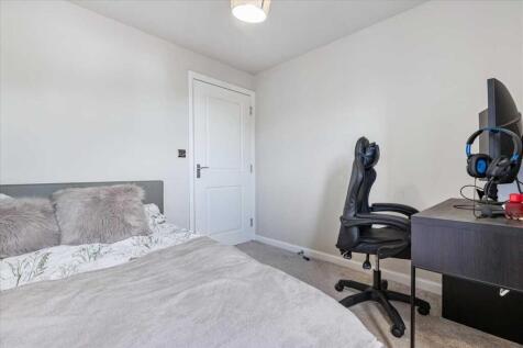 Bedroom Two (2)