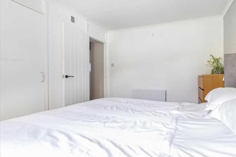 Bedroom One (2)
