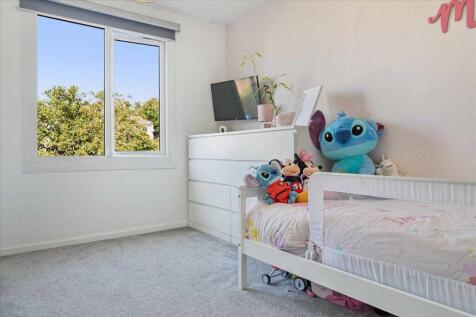 Bedroom Two (1)