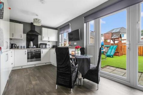 Kitchen Dining (1)
