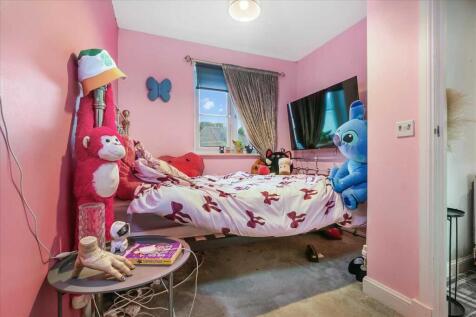 Bedroom Three (1)