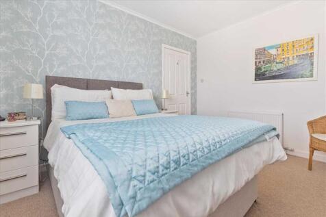 Bedroom One (2)