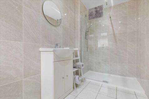 En-Suite (2)
