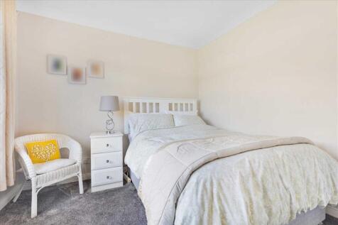 Bedroom Two (2)