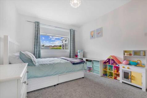 Bedroom Three (2)