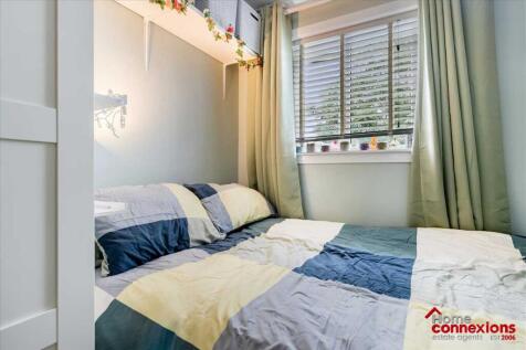Bedroom Three (1)