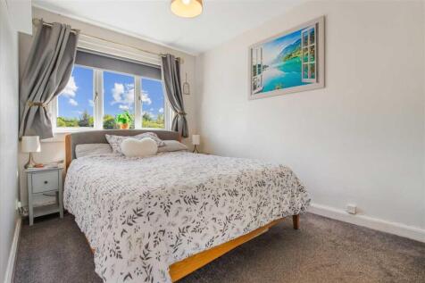 Bedroom One (1)