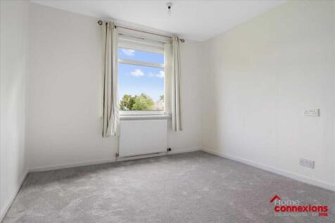 Bedroom Two (1)