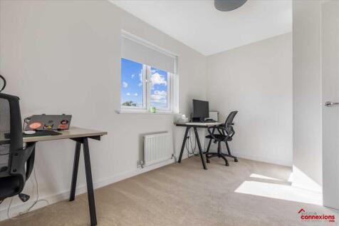 Bedroom Two (2)