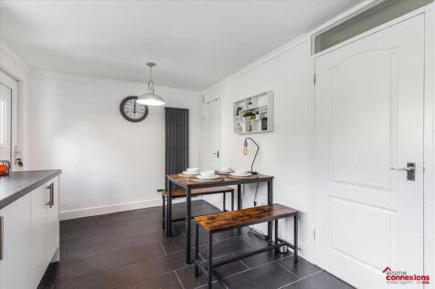 Kitchen Dining (4)