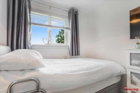 Bedroom Three (2)