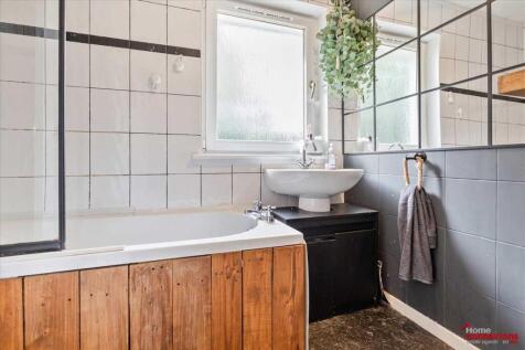Bathroom (1)
