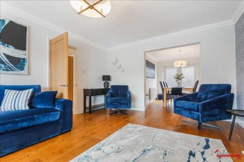 Living Area (2)