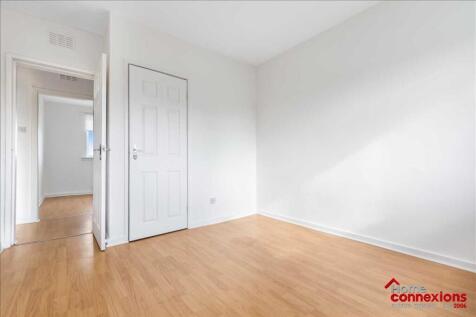 Bedroom Two (2)