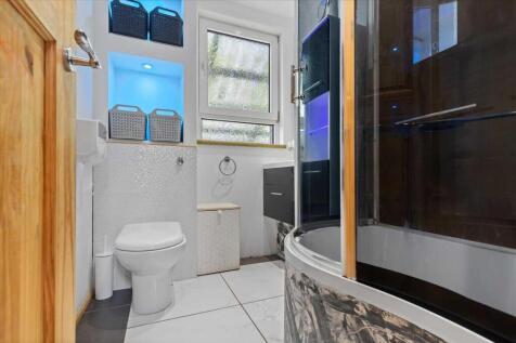 Bathroom (1)