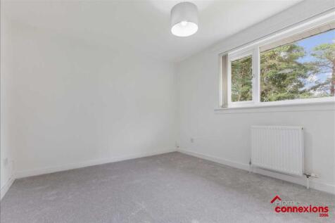 Bedroom Two (2)