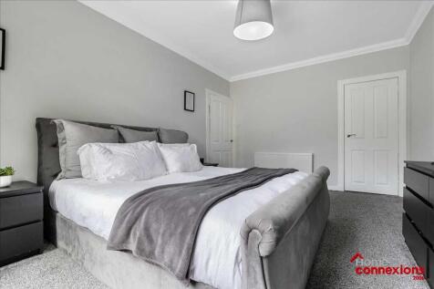Bedroom One (2)