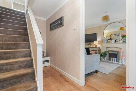 Entrance Hallway (2)