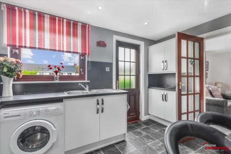 Breakfasting Kitchen