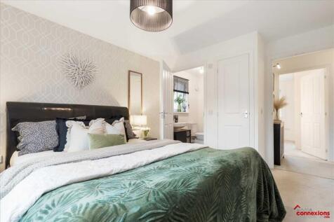 Bedroom One (2)