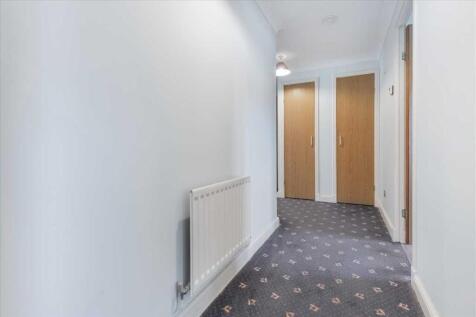 Entrance Hallway (1)