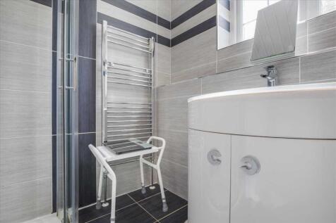 En-Suite (1)