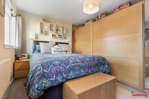 Bedroom One (2)