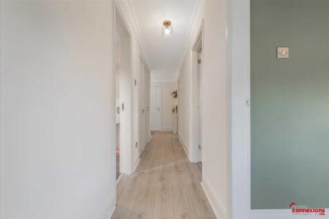 Entrance Hallway (1)