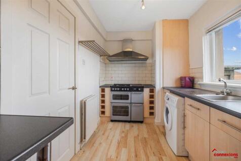 Breakfasting Kitchen