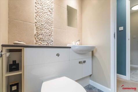 En-Suite (2)
