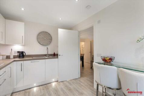 Breakfasting Kitchen